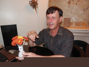 *انشاء الله به کمک جن ها من نماینده اهواز می شوم* /*محمد شریفی* *انشاء الله به کمک جن ها من نماینده اهواز می شوم* /*محمد شریفی*