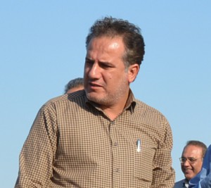 مدیرعامل شرکت توسعه نیشکر و صنایع جانبی در حاشیه بازدید نماینده شادگان از مزارع کشت و صنعت حکیم فارابی: خسارت ۶۰۰ میلیارد تومانی در انتظار صنعت نیشکر در خوزستان مدیرعامل شرکت توسعه نیشکر و صنایع جانبی در حاشیه بازدید نماینده شادگان از مزارع کشت و صنعت حکیم فارابی: خسارت ۶۰۰ میلیارد تومانی در انتظار صنعت نیشکر در خوزستان
