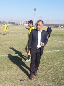 قابل توجه استاندار خوزستان*؛ *چاپلوسی و تملق حرف اول را می زند* قابل توجه استاندار خوزستان*؛ *چاپلوسی و تملق حرف اول را می زند*