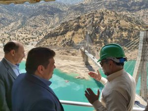 بازدید معاون امور عمرانی استاندار از پروژه احداث پل سه بلوطک ایذه بازدید معاون امور عمرانی استاندار از پروژه احداث پل سه بلوطک ایذه